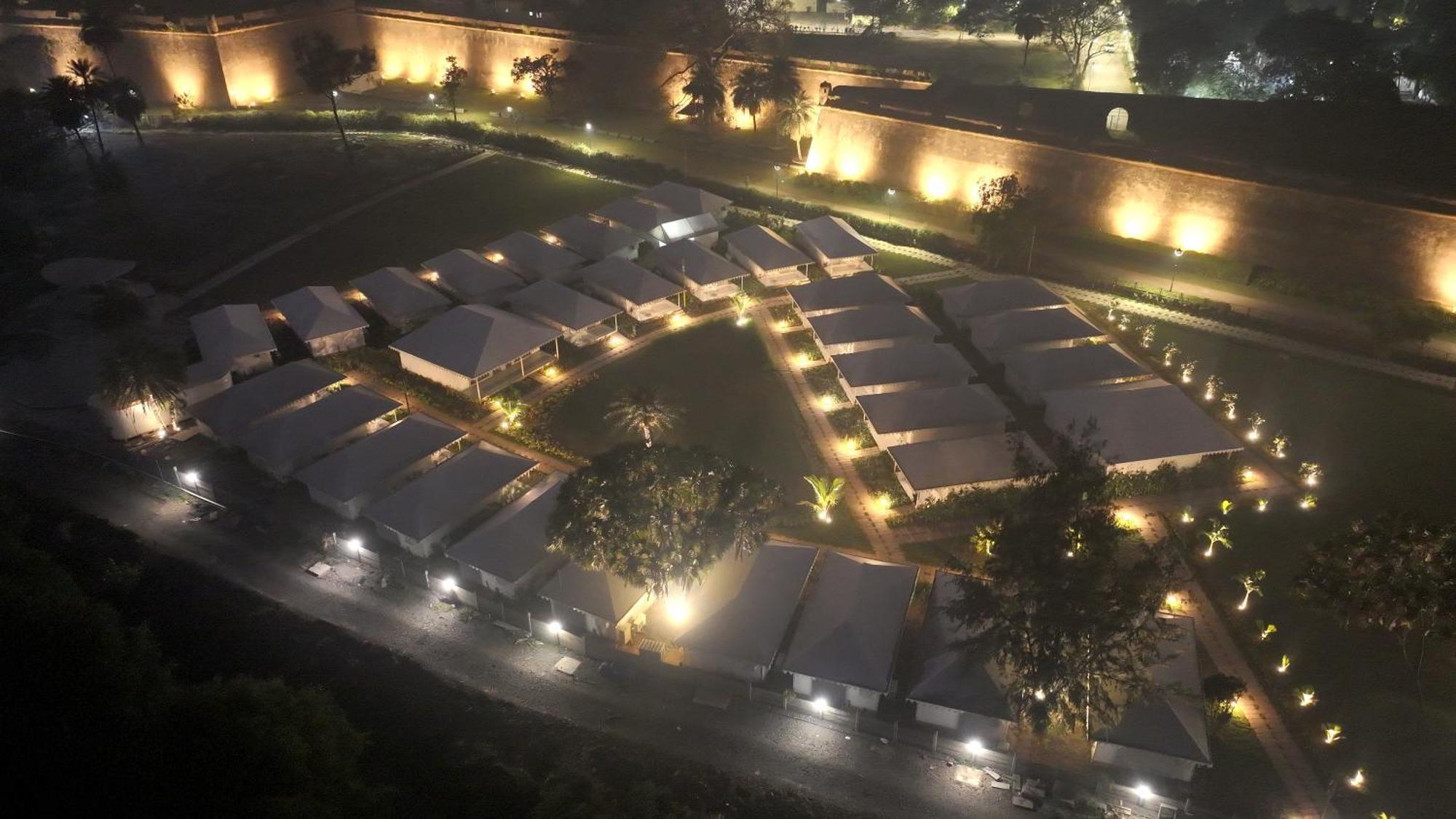 The Fern Seaside Luxurious Tent Resort Daman Exterior foto