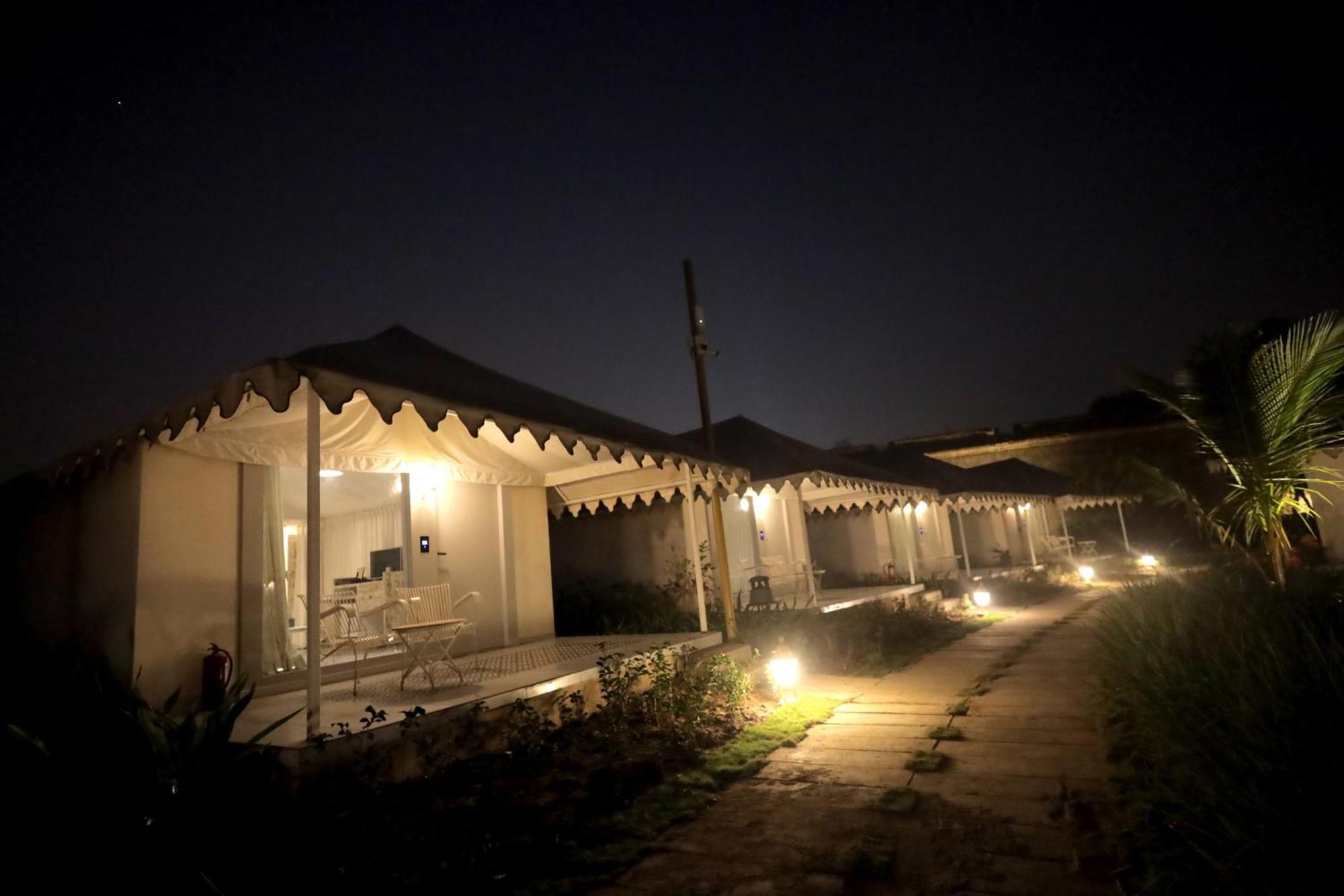 The Fern Seaside Luxurious Tent Resort Daman Exterior foto
